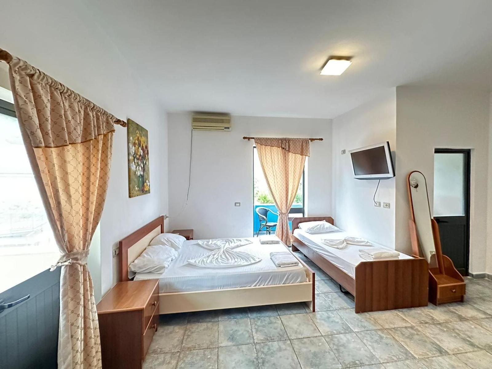 Hotel Adriatik Shëngjin المظهر الخارجي الصورة